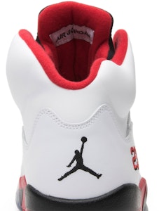 Air Jordan 5 Retro Lidah Hitam 'Fire Red' 2013 136027-120 Sizing Air Jordan 5 Retro Lidah Hitam 'Fire Red' 2013 136027-120