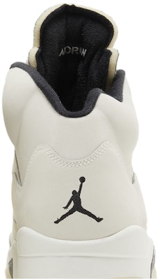 Air Jordan 5 Retro SE 'Sail' FN7405-100 Sizing Air Jordan 5 Retro SE 'Sail' FN7405-100