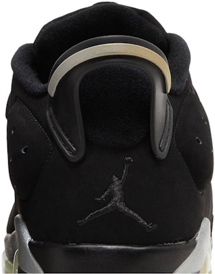 Air Jordan 6 Retro Low 'Chrome' 2002 304401-061 Sizing Air Jordan 6 Retro Low 'Chrome' 2002 304401-061