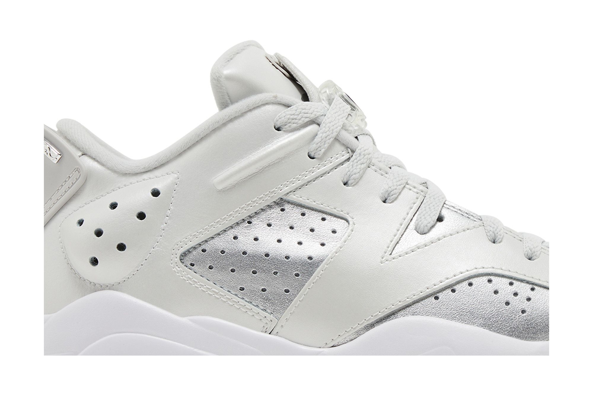 Order Air Jordan 6 Retro Low Golf ''Geschenkpaket'' FD6719-001