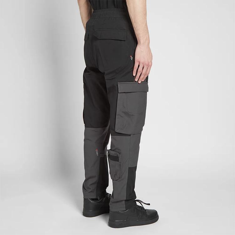 Lookbook Air Jordan 6 x Travis Scott 多口袋工裝長褲 黑色 CQ4394-010