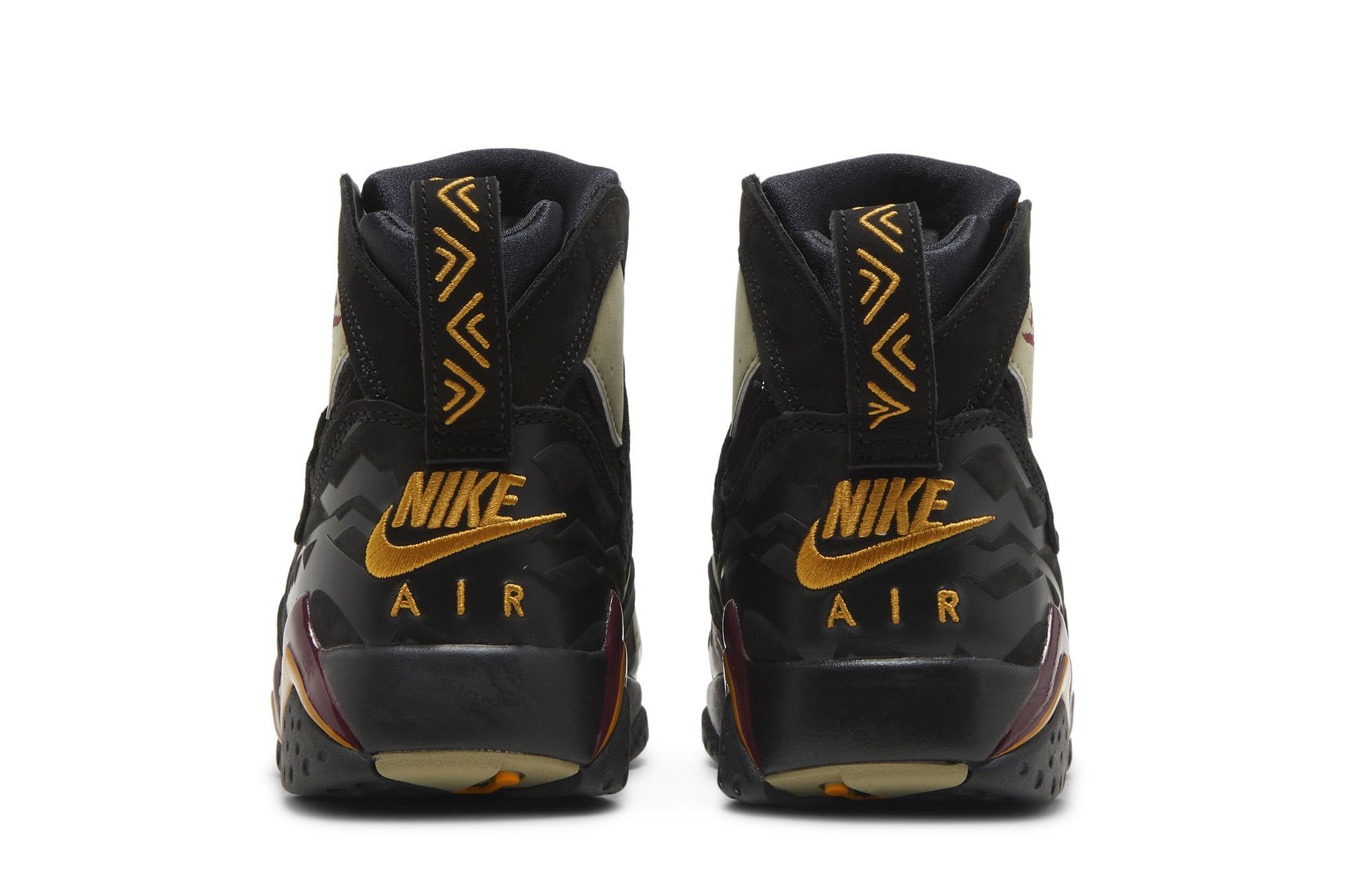 Sizing Air Jordan 7 復刻版 '黑橄欖' DN9782-001
