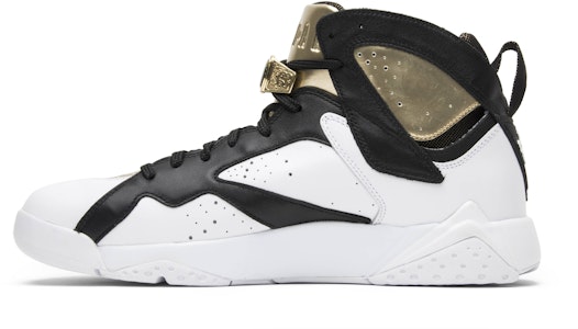 Air Jordan 7 复刻 '香槟' 725093-140 Lookbook Air Jordan 7 复刻 '香槟' 725093-140