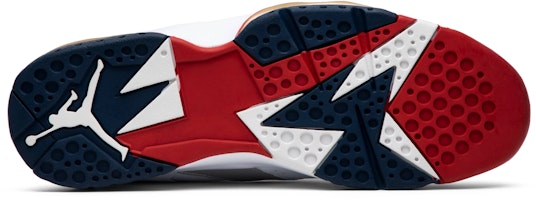 Air Jordan 7 Retro '热爱比赛' 运动鞋 304775-103 Shop Air Jordan 7 Retro '热爱比赛' 运动鞋 304775-103