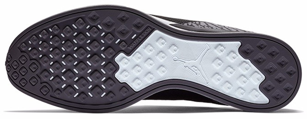 Air Jordan 88 Racer Hitam Varsity Maize AV1200-007 Details for Air Jordan 88 Racer Hitam Varsity Maize AV1200-007