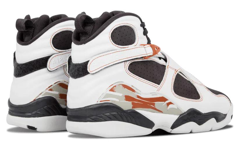 Lookbook Air Jordan 8 Retro LS 'Black Toe' Zapatillas Negras Retro. 317258-104