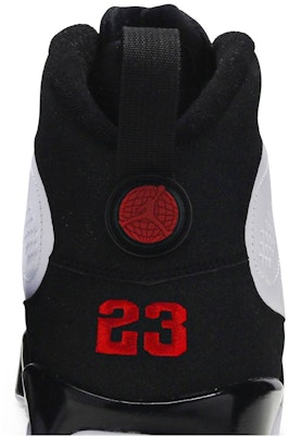 Air Jordan 9 Retro 'Edisi 2010' 302370-102 Sizing Air Jordan 9 Retro 'Edisi 2010' 302370-102