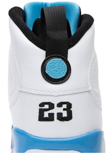Air Jordan 9 復刻版 '北卡' 2010 302370-103 Sizing Air Jordan 9 復刻版 '北卡' 2010 302370-103