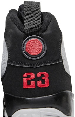 Air Jordan 9 復刻版 '白黑紅' 2002 302370-101 Sizing Air Jordan 9 復刻版 '白黑紅' 2002 302370-101