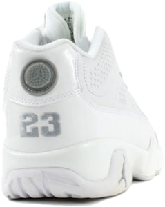 Air Jordan 9 復刻低筒 303895-111 Shop Air Jordan 9 復刻低筒 303895-111