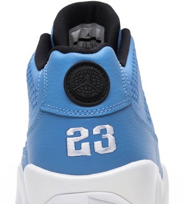 Air Jordan 9 Retro Low 'Pantone' 832822-401 Sizing Air Jordan 9 Retro Low 'Pantone' 832822-401