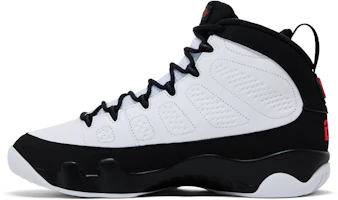 Lookbook Air Jordan 9 Retro OG 2026 ''Space Jam'' Sneakers HV4794-106