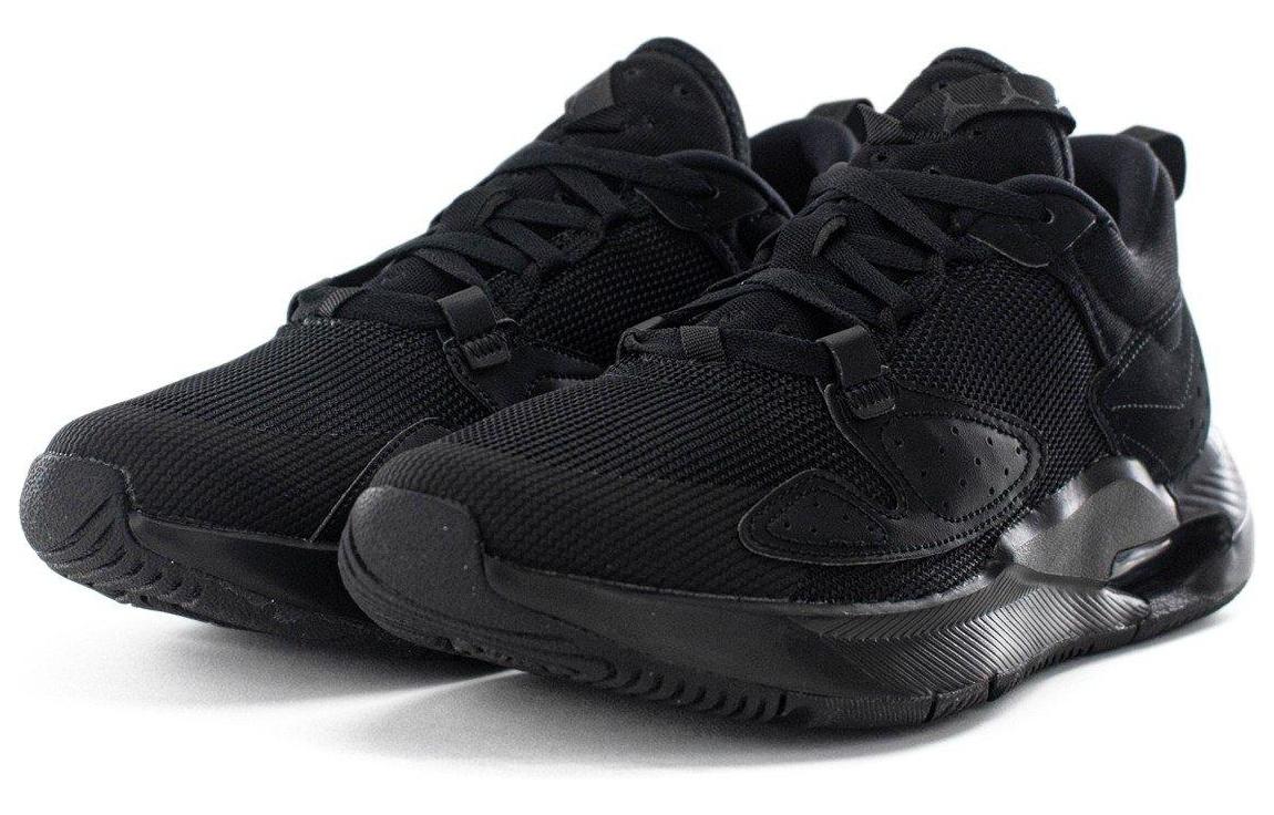 Shop Air Jordan Air Cadence 全黑 运动鞋 CN3498-001