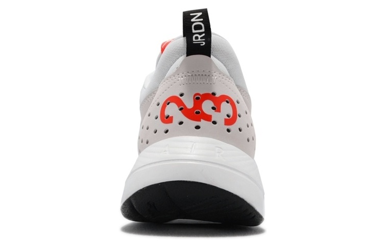 Lookbook Air Jordan Air Cadence '廣大灰' CN3498-100