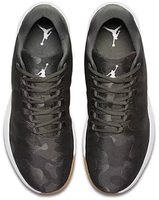 Air Jordan B.Fly X 'River Rock Gum Kuning' 910209-051 Shop Air Jordan B.Fly X 'River Rock Gum Kuning' 910209-051