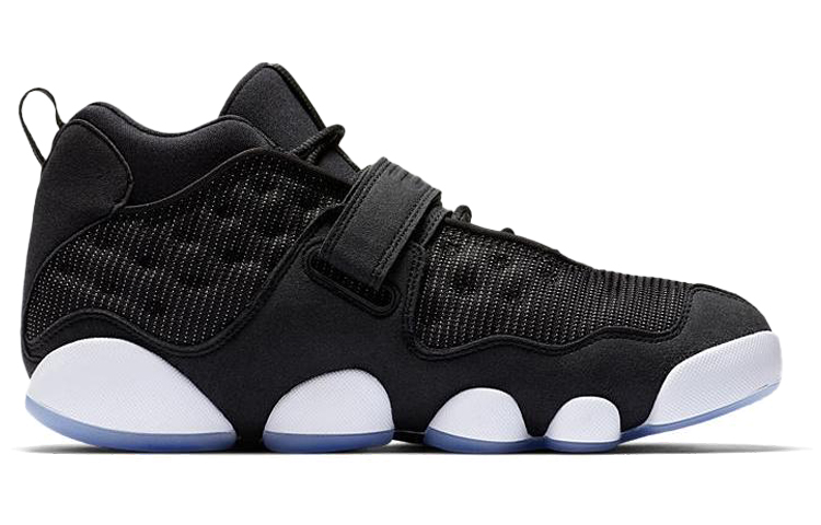 Order エアジョーダン 黒猫 スペースジャム AR0772-001