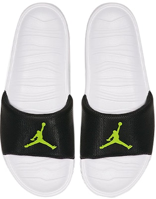 Air Jordan Break Slide 'Hitam Cyber' AR6374-031 Lookbook Air Jordan Break Slide 'Hitam Cyber' AR6374-031