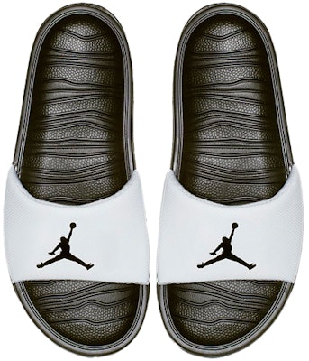 Air Jordan Break Slide 'Black White' AR6374-100 Lookbook Air Jordan Break Slide 'Black White' AR6374-100