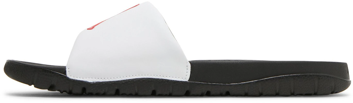 Air Jordan Break Slides ''Weiß Schwarz'' AR6374-016 Lookbook Air Jordan Break Slides ''Weiß Schwarz'' AR6374-016