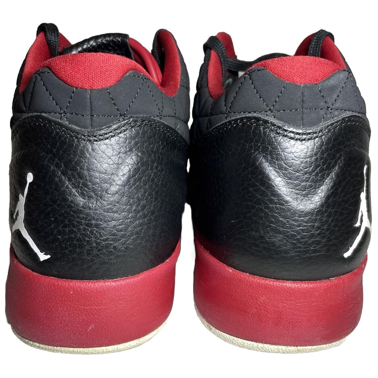 Purchase Air Jordan Clutch 'Bred' Lelaki Hitam Merah 845043-001