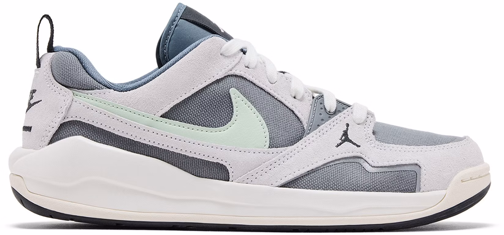 air-jordan-cmft-era-cool-grey-iris-whisper-jade-aura-hj-6777-003