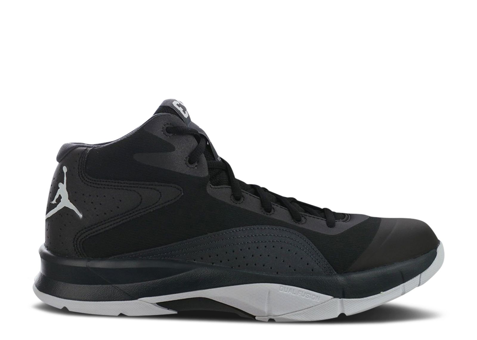 Air Jordan Court Vision 00 'Black White' 684835-004