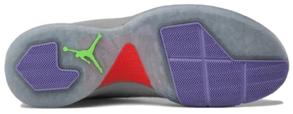 Air Jordan CP3.V “灰色” 487428-008 Shop Air Jordan CP3.V “灰色” 487428-008