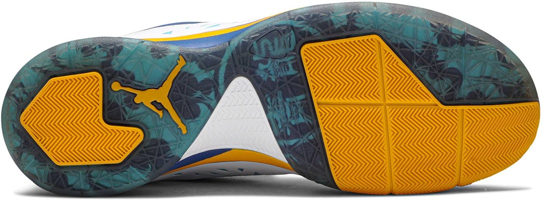 Air Jordan CP3.V 'Tahun Naga' 487428-103 Shop Air Jordan CP3.V 'Tahun Naga' 487428-103