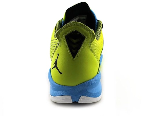 Air Jordan CP3.VII Venom Green Biru Serbuk Gelap 616805-306 Lookbook Air Jordan CP3.VII Venom Green Biru Serbuk Gelap 616805-306