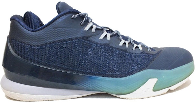 Air Jordan CP3.VIII 'Mid Navy' Biru Tua Mid Sneakers 684855-407 Order Air Jordan CP3.VIII 'Mid Navy' Biru Tua Mid Sneakers 684855-407