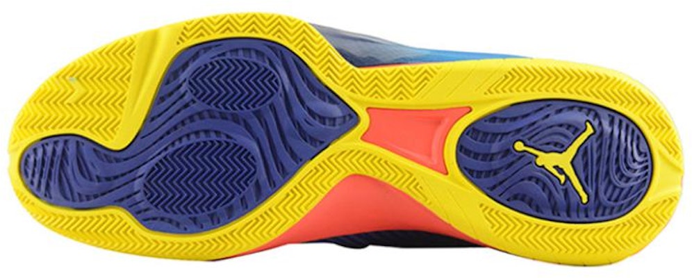 에어 조던 CP3.VIII X '다크 로얄 블루' 717099-420 Shop 에어 조던 CP3.VIII X '다크 로얄 블루' 717099-420