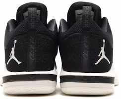 Shop Air Jordan CP3.X AE '黑帆' 897507-012