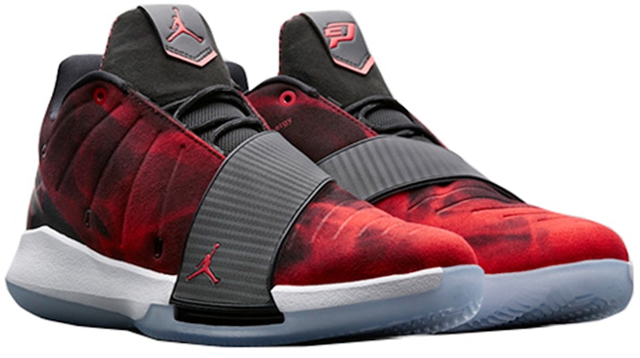 Air Jordan CP3.XI "火箭燃料"篮球鞋 AA1272-600 Lookbook Air Jordan CP3.XI "火箭燃料"篮球鞋 AA1272-600
