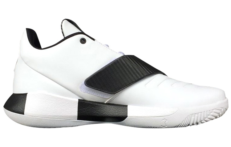 Order Air Jordan CP3.XI TB 'Putih Hitam' untuk Indonesia BQ2673-101