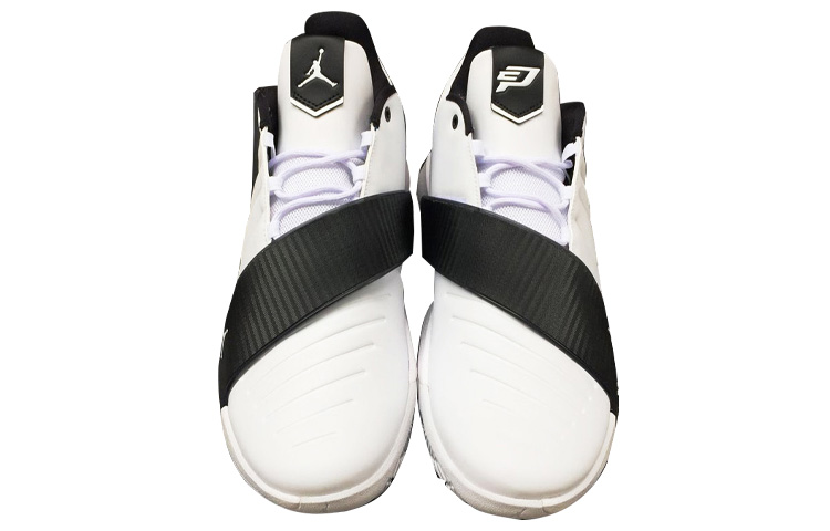 Lookbook Air Jordan CP3.XI TB 'Putih Hitam' untuk Indonesia BQ2673-101