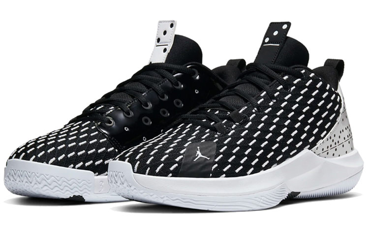 Shop Air Jordan CP3XII PF ''Zwart Wit'' CJ4275-010