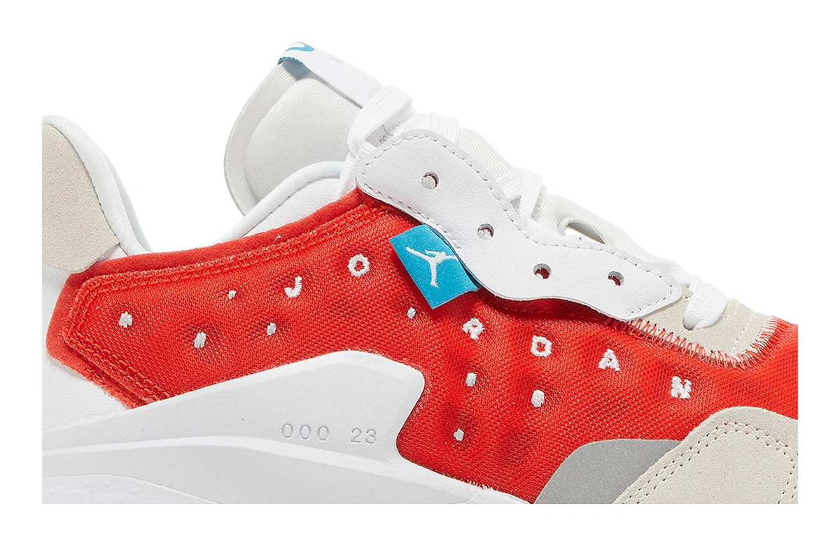 Air Jordan Delta 2 'Chile Red'