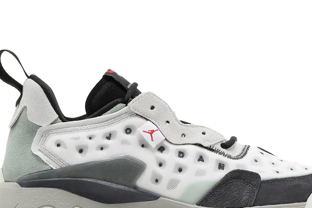 Air Jordan Delta 2 'Lightning'