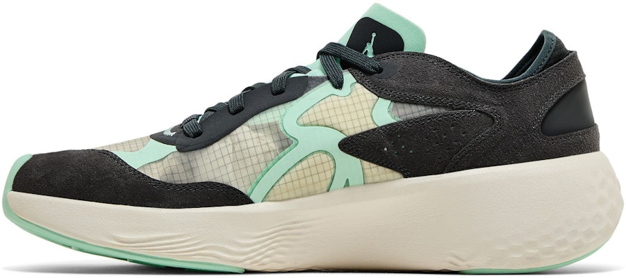 Air Jordan Delta 3 Low '炭黑薄荷绿' DN2647-003 Lookbook Air Jordan Delta 3 Low '炭黑薄荷绿' DN2647-003