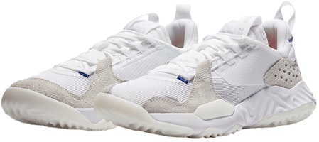 Air Jordan Delta 'SP Putih Vast Grey' CD6109-101 Lookbook Air Jordan Delta 'SP Putih Vast Grey' CD6109-101