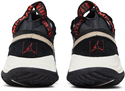 Air Jordan Delta Breathe 'Taupe Haze' Sepatu Sneaker DN4237-021 Details for Air Jordan Delta Breathe 'Taupe Haze' Sepatu Sneaker DN4237-021