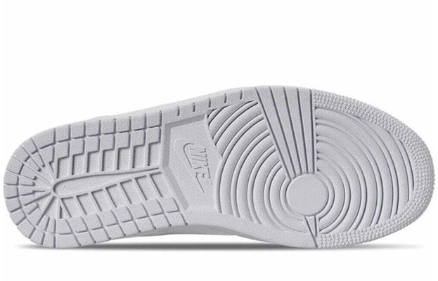 Air Jordan Executive 场外全白配色 CK4828-100 Purchase Air Jordan Executive 场外全白配色 CK4828-100