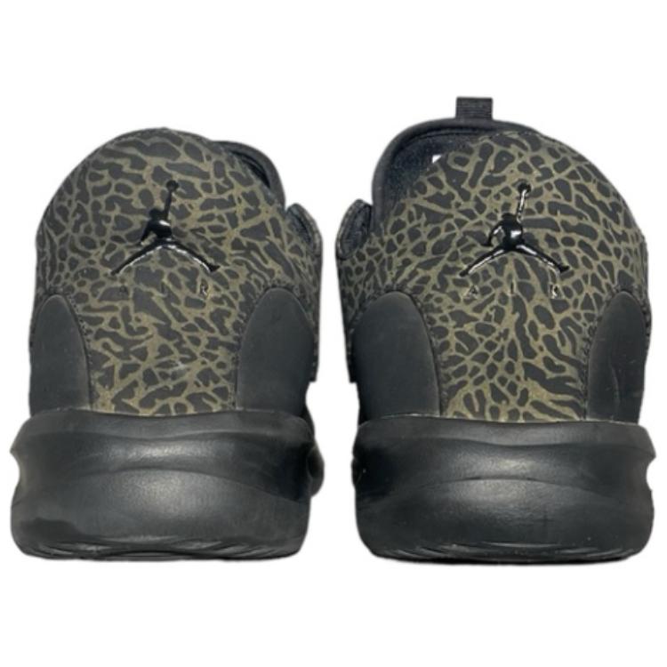 Shop Air Jordan First Class 'Hitam Emas' AJ7312-021