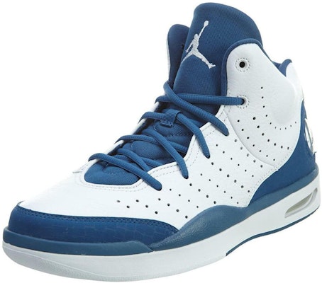 Air Jordan Flight Tradition White/French Blue 819472-107 Lookbook Air Jordan Flight Tradition White/French Blue 819472-107