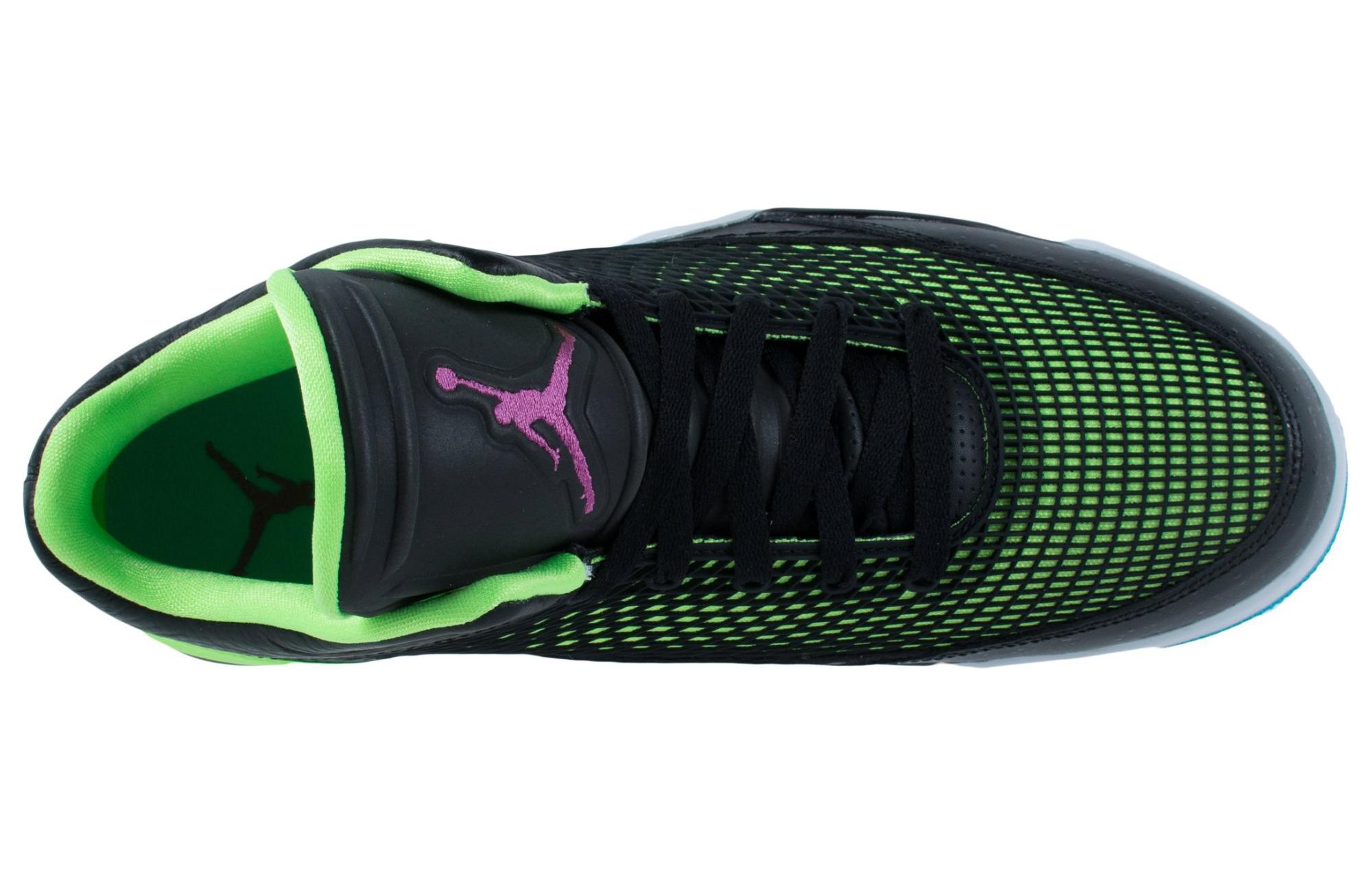 Lookbook Air Jordan 飛人籃球鞋 80年代款 黑色/閃電綠/伽瑪藍/俱樂部粉色 599583-032