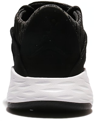 에어 조던 포뮬라 23 로우 '블랙 화이트' 919724-011 Shop 에어 조던 포뮬라 23 로우 '블랙 화이트' 919724-011