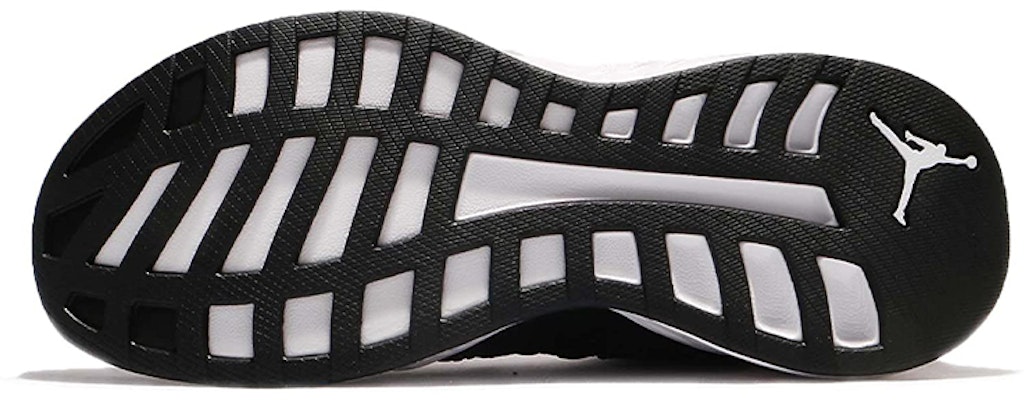 에어 조던 포뮬라 23 로우 '블랙 화이트' 919724-011 Purchase 에어 조던 포뮬라 23 로우 '블랙 화이트' 919724-011