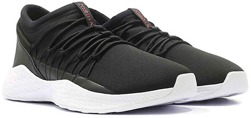 Air Jordan Formula 23 Toggle 黑色/健身红/白色 908859-001 Lookbook Air Jordan Formula 23 Toggle 黑色/健身红/白色 908859-001