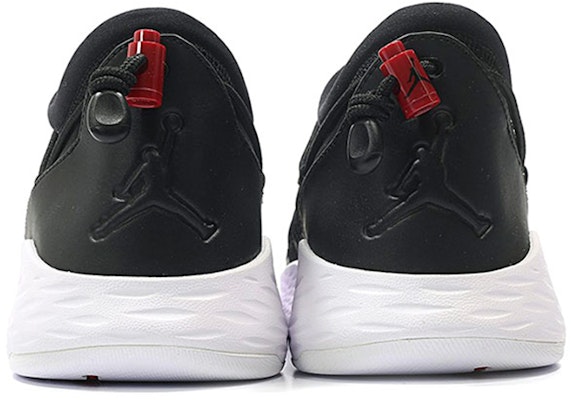 에어 조던 포뮬라 23 토글 블랙/짐 레드 '화이트' 908859-001 Shop 에어 조던 포뮬라 23 토글 블랙/짐 레드 '화이트' 908859-001