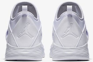 エア ジョーダン フォーミュラ23 白金 (Ea Jo-dan Fo-myura 23 Hakkin) 881465-120 Shop エア ジョーダン フォーミュラ23 白金 (Ea Jo-dan Fo-myura 23 Hakkin) 881465-120